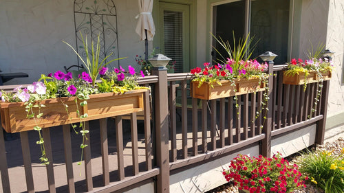 4 Pot - Universal Deck Rail Planter Box - Redwood